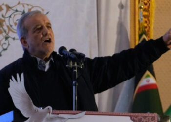 ഈ-രക്തം-വെറുതെയാകില്ല,-അമേരിക്കൻ-സയണിസ്റ്റ്-ശക്തികളെ-വേരോടെ-പിഴുതെറിയുന്ന-ഒരു-പോരാട്ടമായി-ഇത്-മാറും,-ഖമനേയിയുടെ-വധത്തിൽ-ഉത്തരവാദികളായവർ-വലിയ-വില-നൽകേണ്ടി-വരും,-ഇത്-കൊലപാതകമല്ല-കുറ്റകൃത്യമാണ്,-പ്രതികരണവുമായി-ഇറാൻ-പ്രസിഡന്റ്