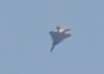 അമേരിക്കൻ-യുദ്ധവിമാനം-കുവൈത്തിൽ-തകർന്നു-വീണു;-അബദ്ധത്തിൽ-വെടിവെച്ചിട്ടതാകാമെന്ന്-നിഗമനം;-യുഎസുമായി-ചർച്ചയ്ക്കില്ലെന്ന്-ഇറാൻ