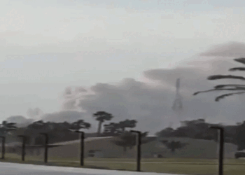 സൗദി-അരാംകോയുടെ-എണ്ണശുദ്ധീകരണശാലയിൽ-ഡ്രോൺ-ആക്രമണം;-റിഫൈനറി-താത്കാലിക്കമായി-അടച്ചുപൂട്ടി