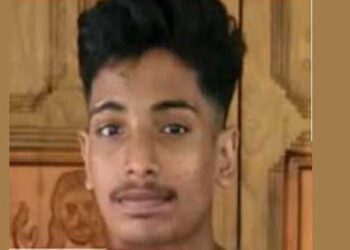 മരക്കഷ്ണംകൊണ്ട്-തലയ്ക്കിട്ടടിച്ചു,-നിലത്തിട്ട്-ചവിട്ടിക്കൂട്ടി…-നടന്നു-പോകുമ്പോൾ-വഴിതടസപ്പെടുത്തിയെന്നാരോപിച്ച്-ക്ഷേത്ര-ഉത്സവത്തിനിടെ-വിദ്യാർഥിക്കിട്ട്-മദ്യപസംഘത്തിന്റെ-ക്രൂര-മർദനം,-​പരുക്കേറ്റ-അടൂർ-ഗവ.-പോളിടെക്‌നിക്ക്-കോളേജ്-വിദ്യാർഥി-​ഗുരുതരാവസ്ഥയിൽ