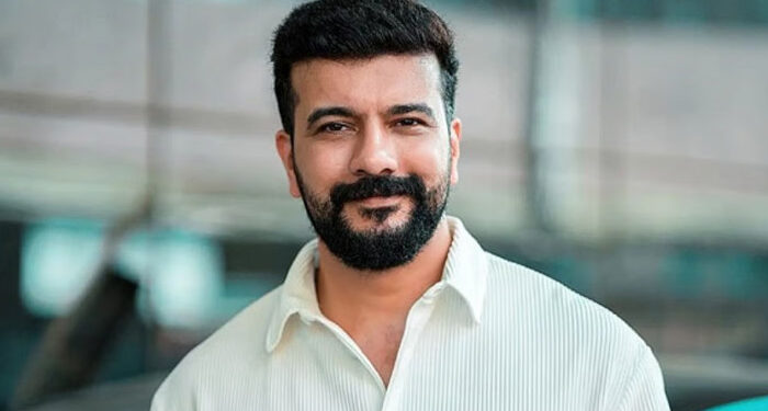 കൈപ്പത്തി-ചിഹ്നത്തിൽ-മത്സരിക്കുന്നതില്‍-അഭിമാനം,-മമ്മൂട്ടിയുടെ-അനുഗ്രഹം-വാങ്ങിയാണ്-പോരാട്ടത്തിനിറങ്ങുന്നത്,-വിജയിച്ചാല്‍-അദ്ദേഹത്തെ-പാലക്കാട്-എത്തിക്കും-രമേശ്-പിഷാരടി