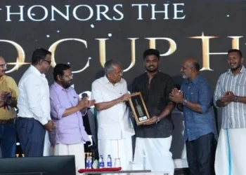 കേരളത്തിന്റെ-കായിക-മുന്നേറ്റത്തിനുള്ള-സംഭാവനയാണ്-കെസിഎ-മംഗലപുരം-ക്രിക്കറ്റ്-ഗ്രൗണ്ടെന്ന്-മുഖ്യമന്ത്രി-,-സഞ്ജു-സാംസണിന്-കെസി.എയുടെ-സ്‌നേഹാദരം