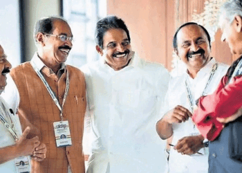 കോൺ​ഗ്രസ്-രണ്ടാം-ഘട്ട-സ്ഥാനാർഥി-പട്ടിക-വൈകും;-രാത്രിയും-തിരഞ്ഞെടുപ്പ്-സമിതി-യോഗം