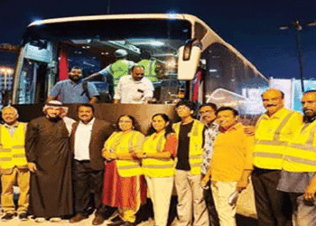 പശ്ചിമേഷ്യൻ-യുദ്ധം:-ബഹ്റൈനിൽ-കുടുങ്ങിയവരെ-നാട്ടിലെത്തിച്ച്-കേരളീയ-സമാജം;-കൊച്ചിയിലേക്ക്-ആദ്യ-ചാർട്ടേർഡ്-വിമാനമെത്തി;-വരും-ദിവസങ്ങളിലും-സർവ്വീസ്-തുടരും