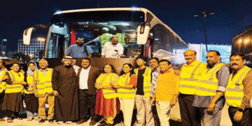 പശ്ചിമേഷ്യൻ-യുദ്ധം:-ബഹ്റൈനിൽ-കുടുങ്ങിയവരെ-നാട്ടിലെത്തിച്ച്-കേരളീയ-സമാജം;-കൊച്ചിയിലേക്ക്-ആദ്യ-ചാർട്ടേർഡ്-വിമാനമെത്തി;-വരും-ദിവസങ്ങളിലും-സർവ്വീസ്-തുടരും