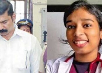 ‘താൻ-എന്താണ്-ചെയ്തതെന്ന്-തനിക്ക്-അറിയില്ല,-എന്ത്-പ്രായശ്ചിത്തം-ചെയ്യാനും-തയ്യാർ’…സന്ദീപ്,-ആശുപത്രിയിലെത്തിയത്-ഡോക്ടറെ-കൊലപ്പെടുത്താൻ-അല്ല,-പ്രതിക്ക്-മാനസിക-പ്രശ്നങ്ങളുണ്ടെന്ന്-വരുത്തിതീർക്കാൻ-പ്രതിഭാ​ഗം!!-മാനസികാരോഗ്യപ്രശ്‌നവുമായി-ബന്ധപ്പെട്ട-പുസ്തകങ്ങൾ-വായിച്ച്-പ്രതി-സൈക്യാട്രി-ഡോക്ടർമാരെ-പോലും-കബളിപ്പിച്ചു-പ്രോസിക്യൂഷൻ…-ഡോ.-വന്ദനദാസ്-വധക്കേസിൽ-ശിക്ഷ-ശനിയാഴ്ച