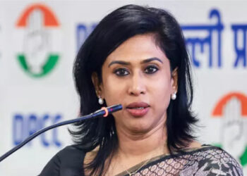 കോണ്‍ഗ്രസിലെ-വനിതകളുടെ-നിലവിലത്തെ-സ്ഥിതി-പരിതാപകരം,-അര്‍ഹിക്കുന്ന-പ്രാധാന്യം-അവര്‍ക്ക്-ലഭിക്കുന്നില്ല,-92-സീറ്റുകളില്‍-വെറും-ഒന്‍പതെണ്ണം-മാത്രമാണ്-വനിതകള്‍ക്ക്-ലഭിച്ചത്,-കേരളത്തിലെ-സ്ത്രീകളെ-രക്ഷിക്കാന്‍-രാഹുല്‍-ഗാന്ധി-തയ്യാറാകണമെന്ന്-ഷമ-മുഹമ്മദ്