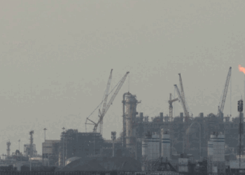 ഇറാൻ-ആക്രമണം:-‘ഖത്തറിന്റെ-എൽഎൻജി-കയറ്റുമതി-ശേഷിയുടെ-17-ശതമാനത്തോളം-തടസ്സപ്പെടുത്തി;അഞ്ച്-വർഷത്തേയ്ക്ക്-ഇന്ധന-കയറ്റുമതി-പ്രതിസന്ധിയിലാകും‘-ഊർജ്ജകാര്യ-മന്ത്രി;-ഇന്ത്യ-പെട്ടു