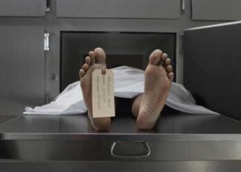 പത്തുവയസിൽ-താഴെയുള്ള-മൂന്ന്-കുട്ടികൾ-ഉൾപ്പെടെ-ഒരു-കുടുംബത്തിലെ-അഞ്ച്-പേർ-ജീവനൊടുക്കിയ-നിലയിൽ,-മരിച്ചത്-കൊച്ചിയിൽ-ചികിത്സയ്ക്കെത്തിയ-തിരുവനന്തപുരം-സ്വദേശികൾ