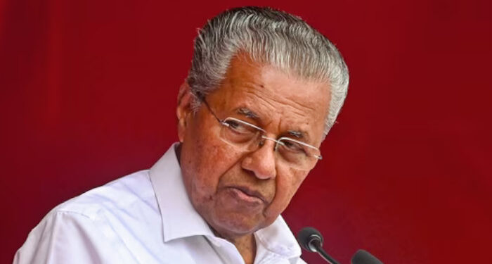 ഗോൾവാൾക്കറുടെ-ഫോട്ടോയ്ക്കു-മുന്നിൽ-താണുവണങ്ങി-വിളക്കു-കൊളുത്തിയത്-ഏത്-ഡീൽ-ആയിരുന്നു??-തെരഞ്ഞെടുപ്പിന്റെ-തൊട്ടുമുമ്പായിരുന്നു-വി-ഡി-സതീശന്റെ-ഈ-പൂവിട്ടു-പൂജിക്കല്‍,-ഇതിനെപ്പറ്റി-ചോദിച്ചാല്‍-മറ്റൊരു-പരിപാടി-പറഞ്ഞ്-രക്ഷപ്പെടുന്നത്-സ്ഥിരം-പരിപാടി,-പറവൂരിലെ-ഡീൽ-എന്തായിരുന്നുവെന്ന്-പ്രതിപക്ഷ-നേതാവ്-വ്യക്തമാക്കണമെന്ന്-മുഖ്യമന്ത്രി