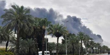 അബുദാബിയിൽ-മിസൈൽ-ആക്രമണം,-ഇറാൻ-തൊടുത്ത-ബാലിസ്റ്റിക്-മിസൈൽ-ആകാശത്തുവെച്ച്-യുഎഇ-തകർത്തു,-അവശിഷ്ടങ്ങൾ-പതിച്ച്-ഇന്ത്യക്കാരനടക്കം-രണ്ട്-മരണം,-മൂന്ന്-പേർക്ക്-പരുക്ക്!!-നിരുപാധികം-ആക്രമണം-അവസാനിപ്പിക്കണം,-ഇറാന്റെ-സ്ലീപ്പർ-സെല്ലുകൾ-രാജ്യങ്ങളെ-അസ്ഥിരപ്പെടുത്താൻ-ശ്രമിക്കുന്നു-ഗൾഫ്-രാജ്യങ്ങൾ