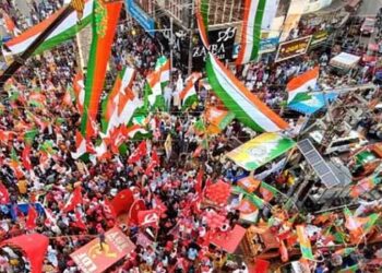 ചിത്രം-തെളിഞ്ഞു,-നിയമസഭാ-അങ്കത്തിന്-890-സ്ഥാനാർഥികൾ!!-ഏറ്റവും-കൂടുതൽ-സ്ഥാനാർഥികൾ-തിരുവനന്തപുരം,-പേരാവൂർ-മണ്ഡലങ്ങളിൽ,-കുറവ്-മാനന്തവാടിയിൽ,-എകെ-ശശീന്ദ്രന്റെ-ക്ലോക്ക്-ചിഹ്നം-കിട്ടിയത്-എതിർ-സ്ഥാനാർഥി-പികെ-ശശീന്ദ്രന്,-കെ.കെ-രമയ്ക്ക്-ഫുട്ബോളല്ല,-പകരം-ടെലിവിഷൻ‍,-അടിച്ച-പോസ്റ്ററുകളും-ഫ്‌ളക്‌സ്-ബോർഡുകളും-മാറ്റണം