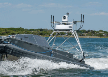 ഇറാനു-മുന്നിൽ-അമേരിക്കയുടെ-അടുത്ത-കരുനീക്കം;-പേർഷ്യൻ-ഗൾഫിൽ-അത്യാധുനിക-ഡ്രോൺ-ബോട്ടുകളിറക്കി;-ഹോർമൂസ്-ലക്ഷ്യമാക്കി-ആ-പോരാളിക്കൂട്ടം