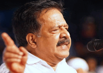 ‘സഹകരണ-വകുപ്പ്-700-കോടിയുടെ-വൻ-തട്ടിപ്പിന്-കളമൊരുക്കുന്നു-;-സോഫ്റ്റ്-വെയർ-തയ്യാറാക്കാനുള്ള-പദ്ധതി-സാങ്കേതിക-മേഖലയുമായി-യാതൊരു-ബന്ധവുമില്ലാത്ത-ദിനേശ്-ബീഡി-സഹകരണ-സംഘത്തിന്-കൈമാറാൻ-നീക്കം‘-ആരോപണവുമായ്-രമേശ്-ചെന്നിത്തല