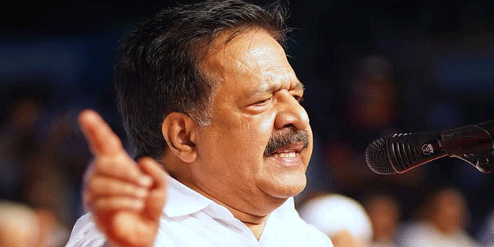 ‘സഹകരണ-വകുപ്പ്-700-കോടിയുടെ-വൻ-തട്ടിപ്പിന്-കളമൊരുക്കുന്നു-;-സോഫ്റ്റ്-വെയർ-തയ്യാറാക്കാനുള്ള-പദ്ധതി-സാങ്കേതിക-മേഖലയുമായി-യാതൊരു-ബന്ധവുമില്ലാത്ത-ദിനേശ്-ബീഡി-സഹകരണ-സംഘത്തിന്-കൈമാറാൻ-നീക്കം‘-ആരോപണവുമായ്-രമേശ്-ചെന്നിത്തല