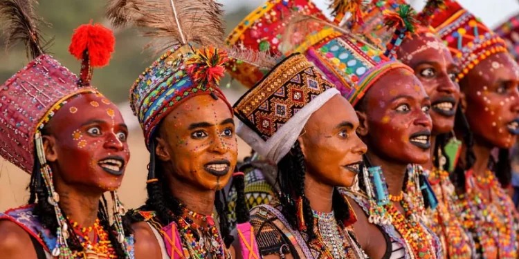 ഭാര്യയെ-സുന്ദരനായ-പുരുഷനൊപ്പം-അയക്കുന്ന-ഭർത്താക്കന്മാർ!-വോഡാബെ-ഗോത്രത്തിലെ-ഞെട്ടിക്കുന്ന-ആചാരങ്ങൾ!