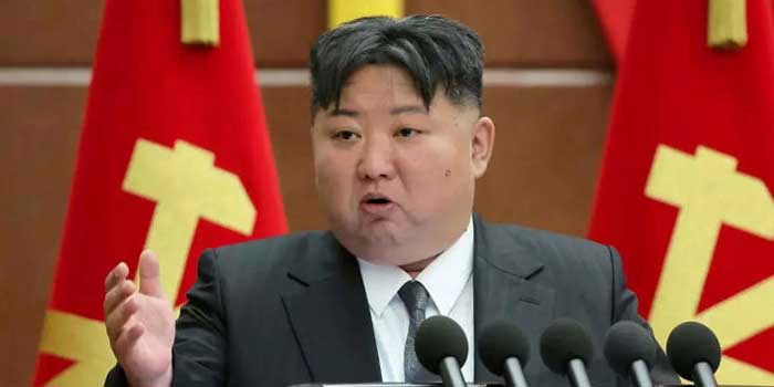 ലക്ഷ്യം-യുഎസ്?-പശ്ചിമേഷ്യയിൽ-ആഗോള-ഭീകരവാദവും-ആക്രമണവും-അഴിച്ചുവിടുന്നത്-അമേരിക്ക!!-ശത്രുരാജ്യങ്ങൾക്ക്-തിരിച്ചടിക്കാൻ-കഴിയാതെവിധം-രാജ്യത്തെ-പ്രതിരോധ-സംവിധാനങ്ങൾ,-ആണവായുധങ്ങൾ-ശക്തിപ്പെടുത്തണം-കിം-ജോങ്-ഉൻ,-പിന്നാലെ-2,500-ന്യൂട്ടൺ-ട്രസ്റ്റ്-ശേഷിയുള്ള-അത്യാധുനിക-മിസൈൽ-പരീക്ഷണം