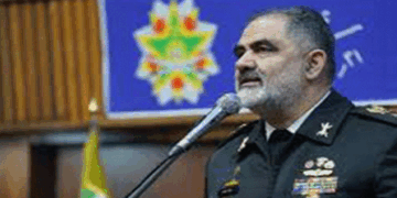 ‘-അമേരിക്കയുടെ-യുഎസ്എസ്-എബ്രാഹം-ലിങ്കൺ-വിമാനവാഹിനി-കപ്പൽ-ആക്രമിക്കും;-ഞങ്ങളുടെ-യുദ്ധകപ്പലായ-ഐറിസ്-ദേനയെ-അന്തർവാഹിനി-ഉപയോ​ഗിച്ച്-മുക്കിയ-യു.എസിനോട്-അങ്ങനെ-പ്രതികാരം-ചെയ്യും‘-–-ഇറാൻ-നാവിക-സേനാ-മേധാവി