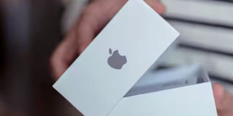 സ്മാർട്ട്ഫോൺ-വിപണിയിൽ-വിപ്ലവത്തിനൊരുങ്ങി-ആപ്പിൾ;-വരുന്നു-ഐഫോൺ-ഫോൾഡബിൾ