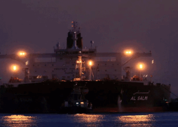 ഇറാൻ-ഡ്രോൺ-ആക്രമണം;-ദുബായിൽ-കെട്ടിടത്തിന്-തീ-പിടിച്ചു;-നാലുപേർക്ക്-പരിക്ക്;-ഷാർജയിൽ-ടെലികോം-ഓഫീസിനു-നേരെയും-കുവൈറ്റിൽ-വൻ-എണ്ണകപ്പലിനും-നേരെയും-ആക്രമണം