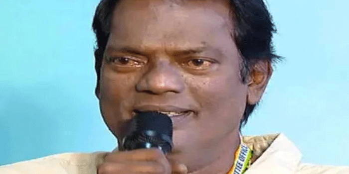 മാനസീകാരോഗ്യമില്ലാത്തവരെ-മോശമായി-പരാമർശിച്ചു;-നടൻ-സലിംകുമാറിനെതിരെ-തിരഞ്ഞെടുപ്പ്-കമ്മീഷന്-പരാതി;-‘പ്രചരണ-പരിപാടികളിൽ-പങ്കെടുക്കുന്നതിൽ-നിന്നും-വിലക്കണം‘