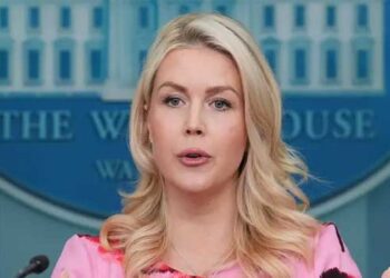 ”ചർച്ചകളിൽ-ട്രംപ്-ഭരണകൂടത്തെ-വഞ്ചിച്ചു,-അവർ-കളവ്-പറഞ്ഞു,-അത്-പ്രസിഡന്റിന്-സ്വീകാര്യമല്ലായിരുന്നു…-അതുകൊണ്ടാണ്-മുൻനേതാക്കളിൽ-പലരും-കൊല്ലപ്പെട്ടത്”-ഇറാന്റെ-ഉന്നത-നേതാക്കൾ-കൊല്ലപ്പെടാനുള്ള-കാരണം-വെളിപ്പെടുത്തി-പ്രസ്-സെക്രട്ടറി!!-ഞങ്ങൾക്ക്-നൽകുന്ന-വാക്ക്-പാലിക്കുന്നില്ലെങ്കിൽ-അവർക്ക്-ഗുരുതരമായ-പ്രത്യാഘാതങ്ങൾ-നേരിടേണ്ടി-വരും,-സാമ്പത്തികഭാരം-പങ്കിടാൻ-അറബ്-രാജ്യങ്ങളോട്-അഭ്യർത്ഥിക്കും?