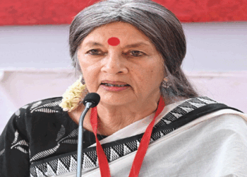 ‘പോറ്റിയെ-സോണിയയെ-കാണിച്ചതാരപ്പാ’-;-രാഹുൽ-ഗാന്ധിക്ക്-മറുപടിയുമായ്-ബൃന്ദാ-കാരാട്ട്;-‘പോ-മോനേ-ദിനേശാ’