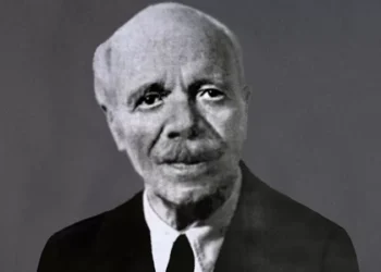 ഭീതിയുടെ-മുനമ്പിൽ-നിന്ന്-പ്രകൃതിയുടെ-കാവലാളിലേക്ക്;-നരഭോജികളുടെ-അന്തകൻ-ജിം-കോർബറ്റിന്റെ-സാഹസിക-ജീവിതം