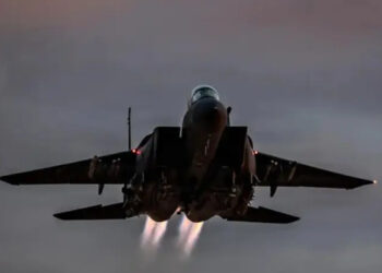 അമേരിക്കൻ-പൈലറ്റിനെ-ജീവനോടെ-പിടികൂടുന്നവര്‍ക്ക്-വമ്പന്‍-പാരിതോഷികവുമായി-ഇറാന്‍,-തോക്കുകളും-പതാകയുമേന്തി-തെരച്ചില്‍-ശക്തമാക്കി-ഗ്രാമവാസികള്‍,-മറുഭാഗത്ത്-അതീവ-രഹസ്യ-നീക്കവുമായി-യു-എസ്