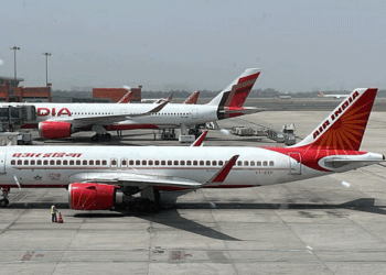 ഇസ്രയേലിലേയ്ക്കുള്ള-വിമാന-സർവീസുകൾ-മെയ്-31-വരെ-നിർത്തിവെച്ച്-എയർ-ഇൻഡ്യ;-തീരുമാനം-സുരക്ഷാ-സാഹചര്യങ്ങളിലെ-അനിശ്ചിതത്വവും-അപകടസാധ്യതകളും-പരിഗണിച്ച്