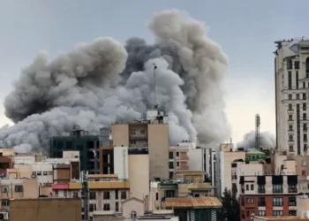 ഇറാൻ-തലസ്ഥാനത്ത്-വ്യോമാക്രമണം!-13-മരണം,-ഷരീഫ്-സർവ്വകലാശാലയ്ക്കും-നേരെ-ആക്രമണം