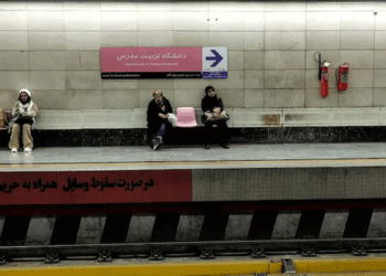 “ഇന്ന്-ട്രെയിനിൽ-യാത്ര-ചെയ്യരുത്”;-ഇറാനിയൻ-ജനതയ്ക്ക്-ഇസ്രായേൽ-സൈന്യത്തിന്റെ-മുന്നറിയിപ്പ്;-‘ഇറാൻ-സമയം-രാത്രി-9:00-മണി-വരെ-രാജ്യത്തുടനീളം-ട്രെയിനിലോ-റെയിൽവേ-ട്രാക്കുകൾക്ക്-സമീപത്തൂടെയോ-ഉള്ള-യാത്ര-ഒഴിവാക്കുന്നതാണ്-നല്ലത്‘