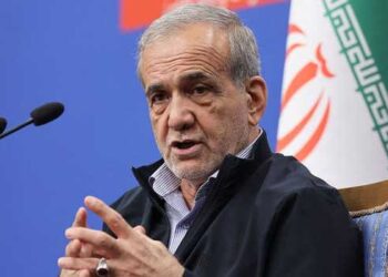 സമയം-അടുത്തു,-ഞാനും-ഇറാനുവേണ്ടി-എന്റെ-ജീവിതം-ബലിയർപ്പിച്ചിട്ടുണ്ട്,-ഞാൻ-ഇപ്പോഴും-അങ്ങനെയാണ്,-ഇനിയും-അങ്ങനെ-തുടരും…-ഞാൻ-മാത്രമല്ല-രാജ്യത്തിനു-വേണ്ടി-ജീവൻ-ത്യജിക്കാൻ-തയ്യാറായി-14-ദശലക്ഷത്തിലധികം-ധീരരായ-ഇറാനികളുമുണ്ട്-പെസെഷ്‌കിയാൻ