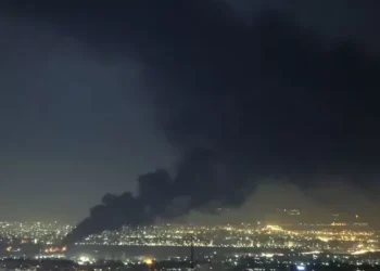 ഇറാനിൽ-വീണ്ടും-സംഘർഷം;-വെടിനിർത്തൽ-പ്രഖ്യാപനത്തിന്-പിന്നാലെ-ലാവൻ-ദ്വീപിൽ-സ്ഫോടനം