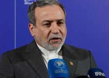 രണ്ടുവള്ളത്തിലും-കാലിടാനാകില്ല…-വെടിനിർത്തൽ-വേണോ,-അതോ-ഇസ്രയേൽ-വഴിയുള്ള-യുദ്ധം-തുടരണമോ?-രണ്ടിലൊന്ന്-അമേരിക്ക-തീരുമാനിക്കണം!!-ഒരേസമയം-വെടിനിർത്തലും-ഇസ്രായേലിനെ-മുൻനിർത്തിയുള്ള-യുദ്ധവും-മുന്നോട്ട്-കൊണ്ടുപോകാൻ-അമേരിക്കയ്ക്ക്-കഴിയില്ല,-വാഗ്ദാനങ്ങൾ-പാലിക്കാൻ-അവർ-തയ്യാറാകുമോ-എന്ന്-ലോകം-ഉറ്റുനോക്കുകയാണ്-ഇറാൻ