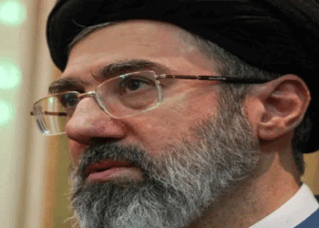 ‘പ്രതികാരം-ചെയ്യും,-ഓരോ-തുള്ളി-ചോരയ്ക്കും-നഷ്ടപരിഹാരം-ഈടാക്കും;-ഇത്-ഇറാന്റെ-നയതന്ത്രത്തിലെ-നിർണ്ണായകമായ-ഒരു-പുതിയ-അധ്യായം-‘-മൊജ്‌തബ-ഖമേനി