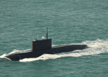 വടക്കൻ-അറ്റ്ലാന്റിക്-സമുദ്രത്തിലെ-തന്ത്ര-പ്രധാന-മേഖലയിൽ-സംശയാസ്പദമായരീതിയിൽ-റഷ്യൻ-അന്തർവാഹിനികൾ;-പിന്തുടരാൻ-യുകെ.യും-നോർവേയും-യുദ്ധക്കപ്പലുകളും-വിമാനങ്ങളും-വിന്യസിച്ചു