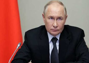 വാക്ക്-തെറ്റിച്ചാൽ-ആയുധമെടുക്കും…ഓർത്തഡോക്സ്-ഈസ്റ്റർ-ആഘോഷിക്കാൻ-യുക്രെയ്ന്-റഷ്യയുടെ-‘ദയ’,-സെലൻസ്കിയുടെ-ആവശ്യം-അം​ഗീകരിച്ചു,-32-മണിക്കൂർ-വെടിനിർത്തൽ…