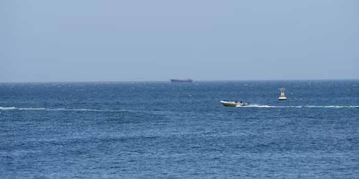 ഇറാൻ-നാവിക-വ്യോമ-സേനകൾ-ഉൾപ്പെടെയുള്ള-സൈനിക-ശേഷി-അമേരിക്ക-പൂർണ്ണമായും-തകർത്തു,-ഹോർമൂസ്-ഉടൻ-തുറക്കും-ട്രംപ്!!-ഹോർമുസ്-കടലിടുക്കിൽ-ഇറാൻ-സ്ഥാപിച്ച-മൈനുകൾ-നീക്കംചെയ്യാൻ-യുഎസ്-നാവികസേനയുടെ-രണ്ട്-യുദ്ധക്കപ്പലുകൾ