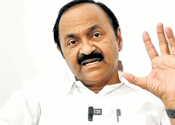 ‘തിരഞ്ഞെടുപ്പ്-കഴിഞ്ഞിട്ട്-ദിവസങ്ങൾ-കഴിഞ്ഞിട്ടും-പോളിംഗിനെ-സംബന്ധ-കണക്കുകൾ-പുറത്തുവിട്ടിട്ടില്ല;-വിവരങ്ങൾ-അടിയന്തരമായി-പരസ്യപ്പെടുത്തണം‘;-കേന്ദ്ര-തിരഞ്ഞെടുപ്പ്-കമ്മിഷണർക്ക്-കത്തയച്ച്-വി.ഡി-സതീശൻ