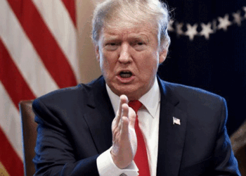 ‘ഹോർമുസ്-കടലിടുക്കിൽ-നാവിക-ഉപരോധം-ഏർപ്പെടുത്തും;-ഇറാനിയൻ-തുറമുഖങ്ങളിലേക്കും-അവിടെ-നിന്നുമുള്ള-കപ്പലുകളുടെ-ഗതാഗതം-നിയന്ത്രിക്കും‘:-ട്രംപിന്റെ-മുന്നറിയിപ്പ്;-ലോകം-ആശങ്കയിൽ;-ആഗോള-സമ്പദ്‌വ്യവസ്ഥ-വൻ-പ്രതിസന്ധിയിലേയ്ക്കെന്ന്-വിദ​ഗ്ധർ