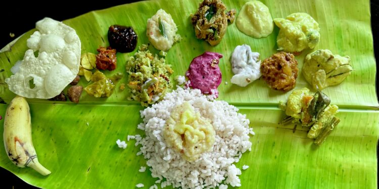 വിഷു-സദ്യ-ഒരുക്കാം,-ചക്കയും-മാങ്ങയും-ചേർത്ത്-രുചി-കൂട്ടാം;-ഒഴിവാക്കാനാകാത്ത-വിഭവങ്ങൾ-ഇതാ