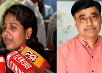 നിതിനെ-ക്ലാസിൽനിന്നു-പുറത്താക്കിയപ്പോൾ,-എന്നെ-മാത്രം-എന്തിനാണ്-ഇങ്ങനെ-ടാർഗറ്റ്-ചെയ്യുന്നതെന്നു-പറഞ്ഞ്-അവൻ-വല്ലാതെ-വിഷമിച്ചു!!-അവന്റെ-പേപ്പർ-ക്ലാസിൽ-എല്ലാവരേയും-കൊണ്ട്-വായിപ്പിക്കും,-സർ-എന്ന്-വിളിക്കാൻ-പോലും-തോന്നുന്നില്ല,-ഒരു-മൃഗമാ-അത്…പരാതി-കൊടുത്താൽ-നിങ്ങൾക്കു-തന്നെയാണ്-നഷ്ടമെന്ന്-സാർ-ക്ലാസിൽ-വന്നു-ഭീഷണിപ്പെടുത്തി…-നിതിന്റെ-സഹപാഠികൾ