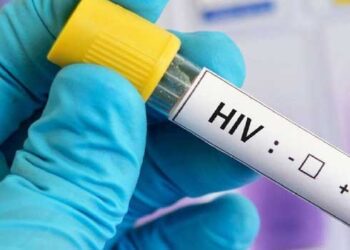 ലോകത്തെ-ഞെട്ടിച്ച-ആരോഗ്യ-ദുരന്തം-പാക്കിസ്ഥാനിൽ,-331-കുട്ടികൾക്ക്-എച്ച്ഐവി-സ്ഥിരീകരിച്ചു-!!-ആശുപത്രിയുടെ-പണക്കൊതിയിൽ-വിടരും-മുൻപേ-ജീവിതം-വഴിമുട്ടിയത്-നിരവധി-കുരുന്നുകൾക്ക്…-പണം-ലാഭിക്കാൻ-ഒരേ-സിറിഞ്ച്-തന്നെ-പല-കുട്ടികൾക്ക്-ഉപയോഗിച്ചു,-മരുന്ന്-കുപ്പികളിൽ-നിന്ന്-ഒരേ-സൂചി-ഉപയോഗിച്ച്-പലതവണ-മരുന്ന്-എടുത്തു…