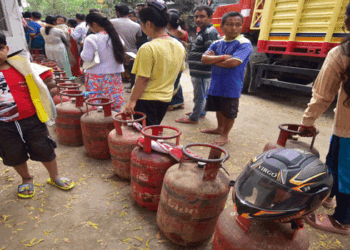 പശ്ചിമേഷ്യൻ-യുദ്ധം:-ലോകം-തളർച്ചയിലേയ്ക്ക്;-ഇന്ത്യയിൽ-25-ലക്ഷം-പേർ-ദാരിദ്ര്യത്തിലാകുമെന്ന്-യുഎൻ-മുന്നറിയിപ്പ്