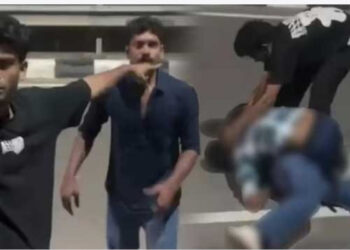 ‘കേസു-വന്നാലും-സാരമില്ല,-അവനെ-ചവിട്ടെടാ’…-ബാറിലുണ്ടായ-തർക്കം-പരിഹരിക്കാൻ-ഇടപെട്ടു,-യുവാവിനെ-സഹോദരങ്ങളും-കൂട്ടുകാരും-ചേർന്ന്-നടുറോഡിലിട്ട്-മർദിച്ച്-കൊലപ്പെടുത്തി,-ബാറിൽ-നിന്ന്-ഓടിയിറങ്ങിയ-യുവാവിനെ-റോഡിലിട്ട്-തലയിലും-മുഖത്തും-നെഞ്ചിലും-ചവിട്ടുന്നതിന്റെ-ദൃശ്യങ്ങൾ-പുറത്ത്!!-നാലുപേർ-പിടിയിൽ