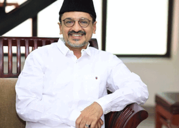 ‘നാലാം-തീയതിക്ക്-ശേഷം-കോൺഗ്രസ്-നല്ല-കുട്ടിയാകും;-വെല്ലുവിളികളോ-അമിതമായ-ആവശ്യങ്ങളോ-ലീഗ്-ഉന്നയിക്കില്ല;-അർഹതപ്പെട്ടത്-എപ്പോഴും-യുഡിഎഫ്-തന്നിട്ടുണ്ട്;-അത്-പറയാതെ-തരും‘:-സാദിഖലി-ശിഹാബ്-തങ്ങൾ