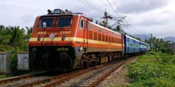 ജോലിക്കെത്തിയില്ല,-വീട്ടിൽ-കാത്തിരുന്ന-യുവാവ്-സുഹൃത്തിന്റെ-തല-ചുറ്റികയ്ക്ക്-അടിച്ചുപൊളിച്ചു,-പിന്നാലെ-ഓടി-രക്ഷപ്പെടാൻ-ശ്രമിക്കുന്നതിനിടെ-ട്രെയിൻ-തട്ടി-മരിച്ചു