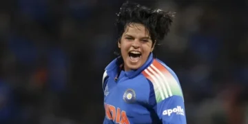 ചരിത്രം-കുറിച്ച്-ഷഫാലി-വർമ്മ;-100-ടി20-മത്സരങ്ങൾ-തികയ്‌ക്കുന്ന-ഏറ്റവും-പ്രായം-കുറഞ്ഞ-ഇന്ത്യൻ-താരം