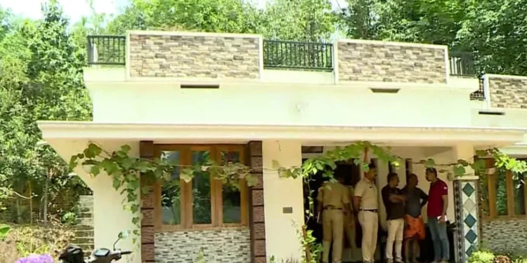 അനോഷിന്റെ-ആരോഗ്യനിലയിൽ-നേരിയ-പുരോഗതി;-വീട്ടുപരിസരത്ത്-പാമ്പുകളെ-തുരത്താൻ-മുൻകരുതൽ